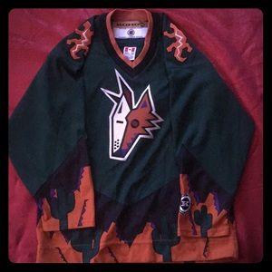 Vintage KOHO NHL Arizona Coyotes Jersey